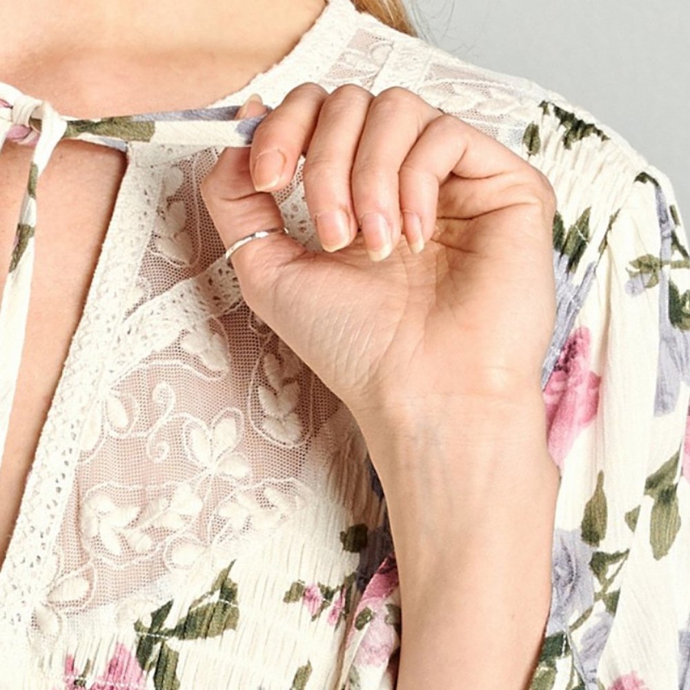 NEW Cream Pink Lilac Floral Lace Inset Tunic Top - Picture 9 of 12